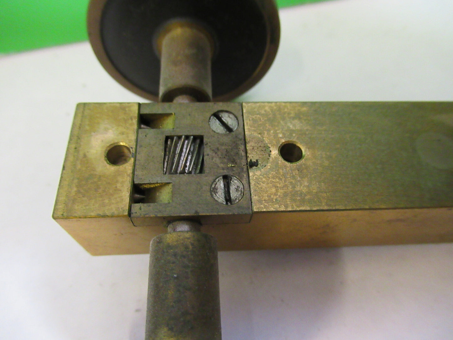 ANTIQUE BRASS BAUSCH LOMB KNOBS + FRAME  MICROSCOPE PART AS PICTURED X2-A-97