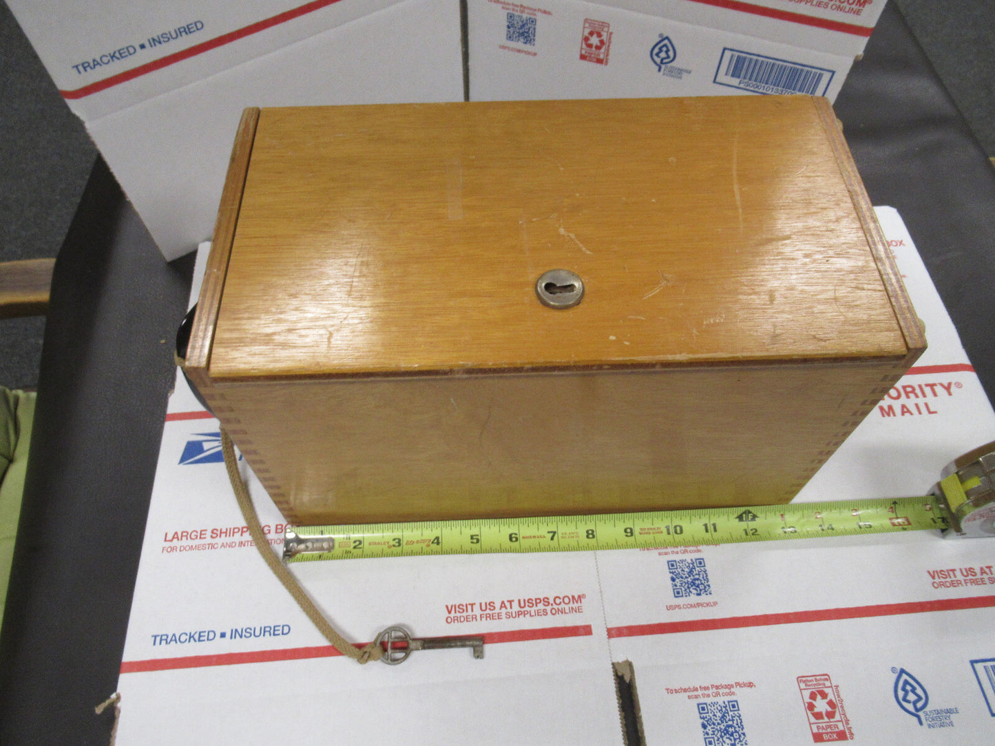 EMPTY HERTEL REUSS  WOOD CABINET ANTIQUE MICROSCOPE PART AS PICTURED #TB-3