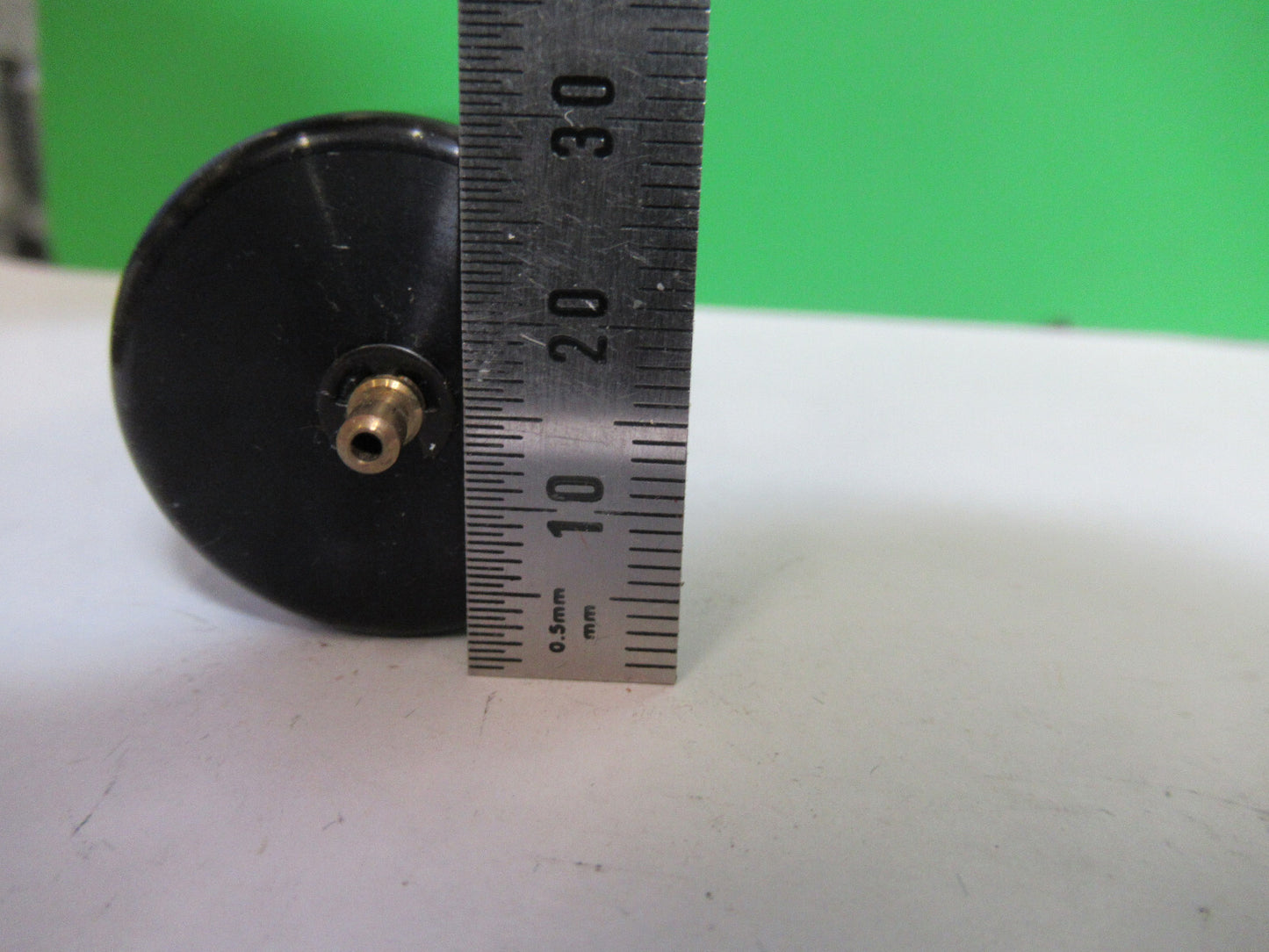Small Manual Plunger Vacuum Assembly Chuck Part