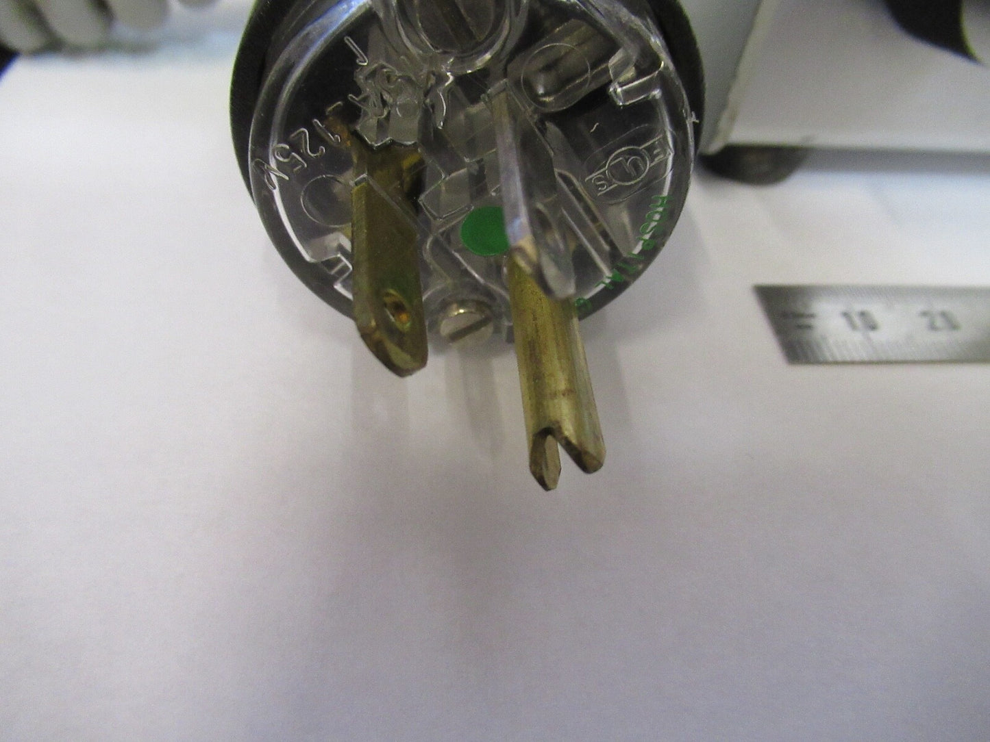 TIYODA TOKIO JAPAN POWER SUPPLY for LAMP 8V 5A MICROSCOPE PART F8-B-01