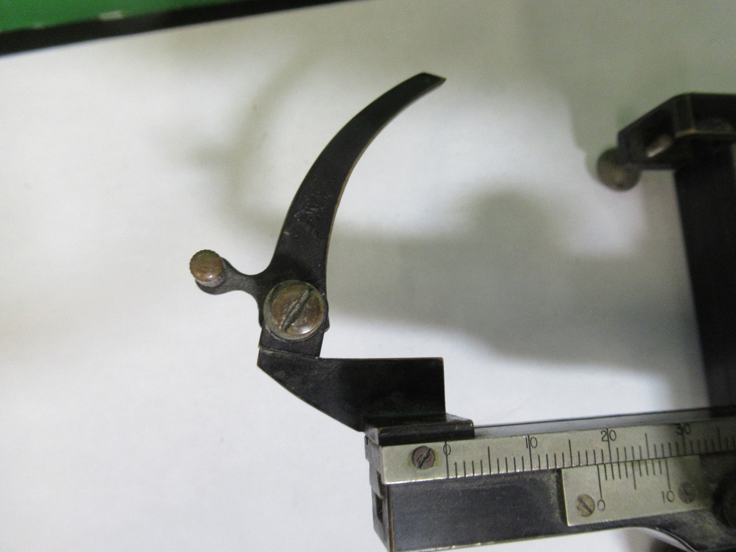 ANTIQUE  BAUSCH LOMB XY STAGE CLIPS MICROSCOPE PART AS PICTURED T4-A-44