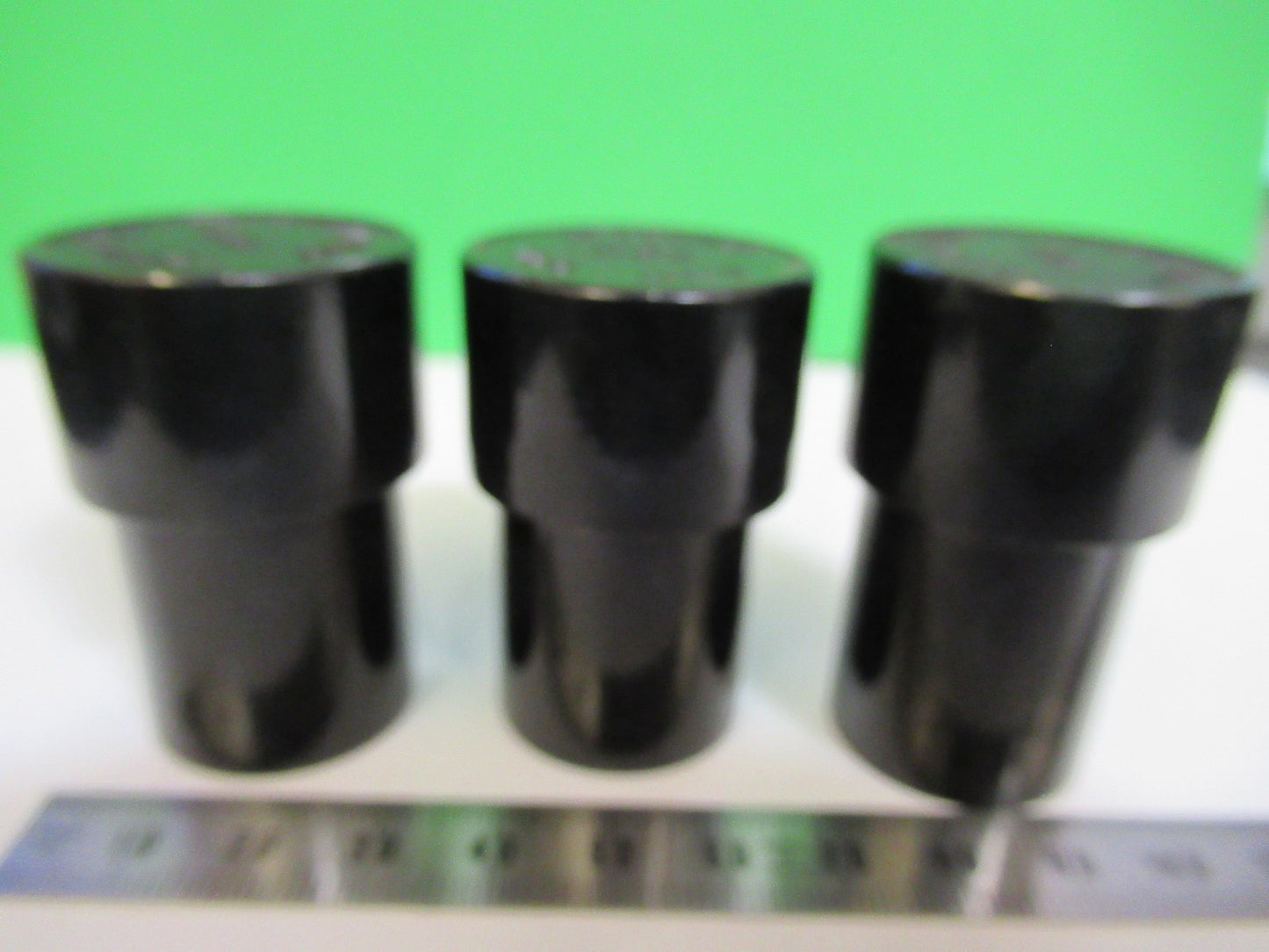 BAUSCH LOMB ANTIQUE LOT PLASTIC EMPTY CANS MICROSCOPE PART AS PICTURED Y4-FT-86