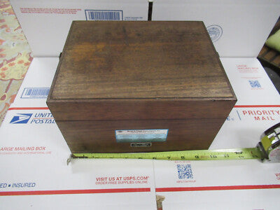 Brüel & Kjær Denmark 4221 High Pressure Microphone Calibrator
