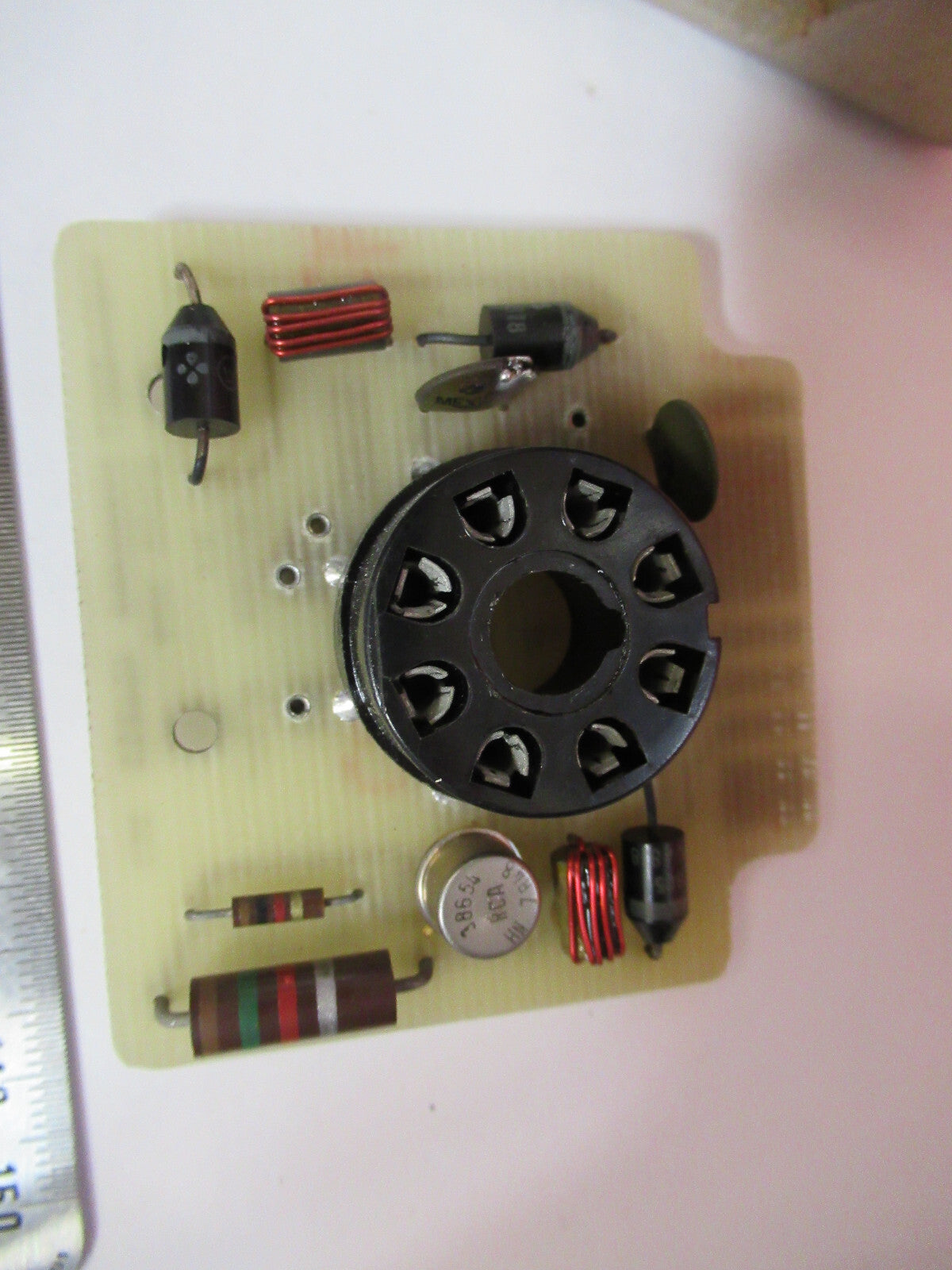 Fluke Vectron Quartz 5 MHz High Precision Oscillator Time Base