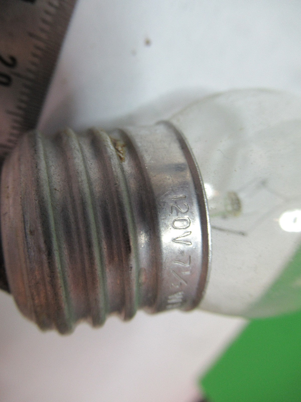 BAUSCH LOMB 7 1/2 AO 120V BULB REPLACEMENT MICROSCOPE PART AS PICTURED W3-C-11