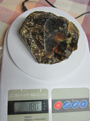 Lot 180 grams Rough Amber Borneo for Jewelry Old