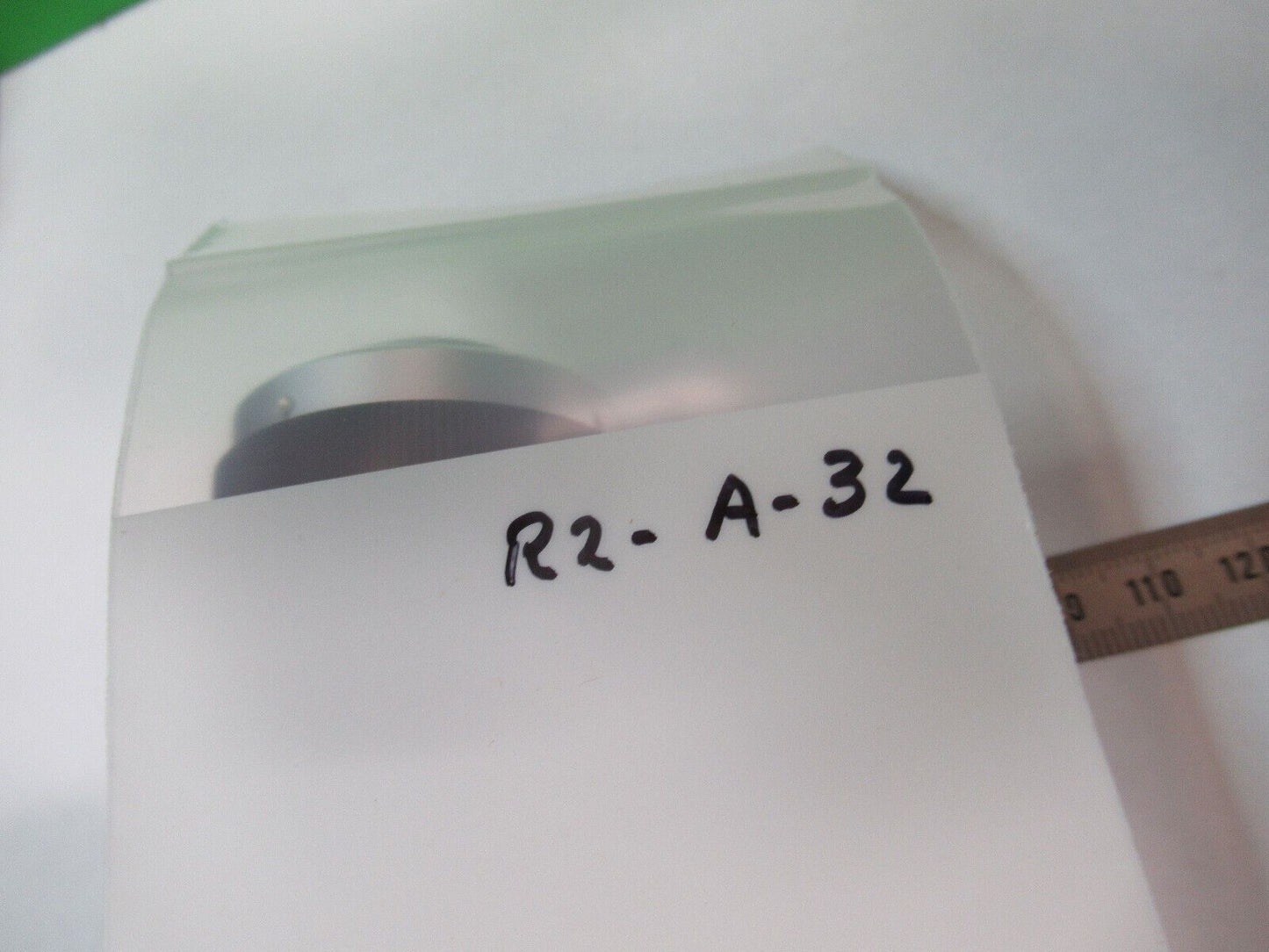 MACRO LENS LENS OPTICS AS PICTURED R2-A-32