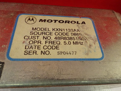 MOTOROLA FREQUENCY QUARTZ PRECISION OSCILLATOR 5 MHz AS PICTURED &7C-A-04