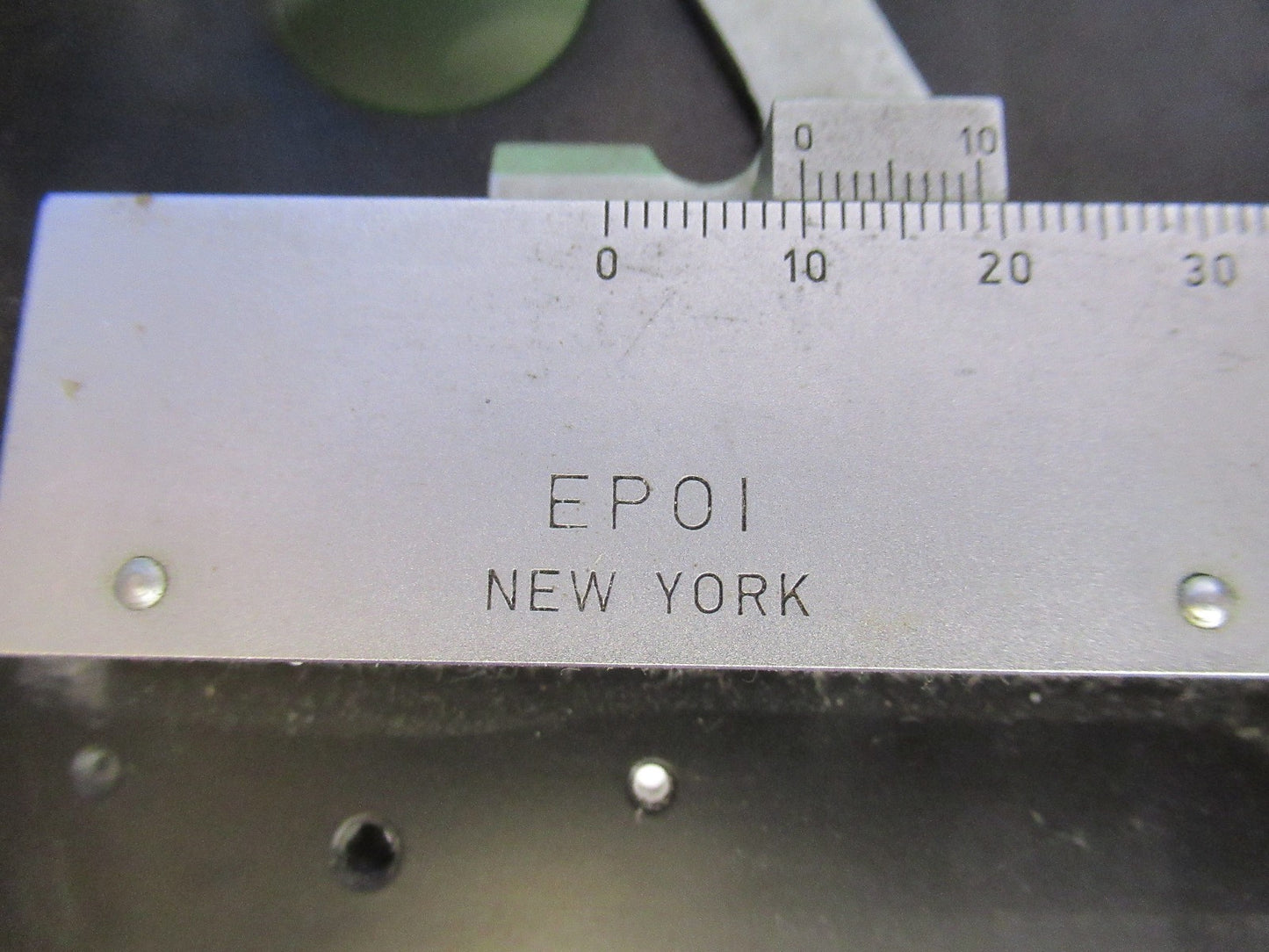 NIKON EPOI JAPAN  XY STAGE TABLE MICROSCOPE PART AS PICTURED T7-FD-94