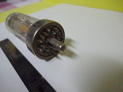 ANTIQUE QUARTZ RADIO CRYSTAL ATM GLASS RADIO ENGLAND FREQUENCY CONTROL #W7-31