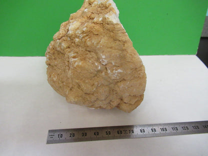 AMAZING GEODE QUARTZ MINERAL SAMPLE BEAUTIFUL SPECIMEN AS PICTURED T7-FD-92