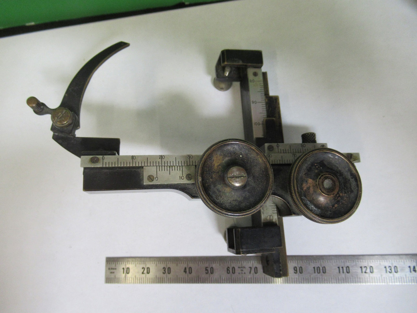 ANTIQUE  BAUSCH LOMB XY STAGE CLIPS MICROSCOPE PART AS PICTURED T4-A-44