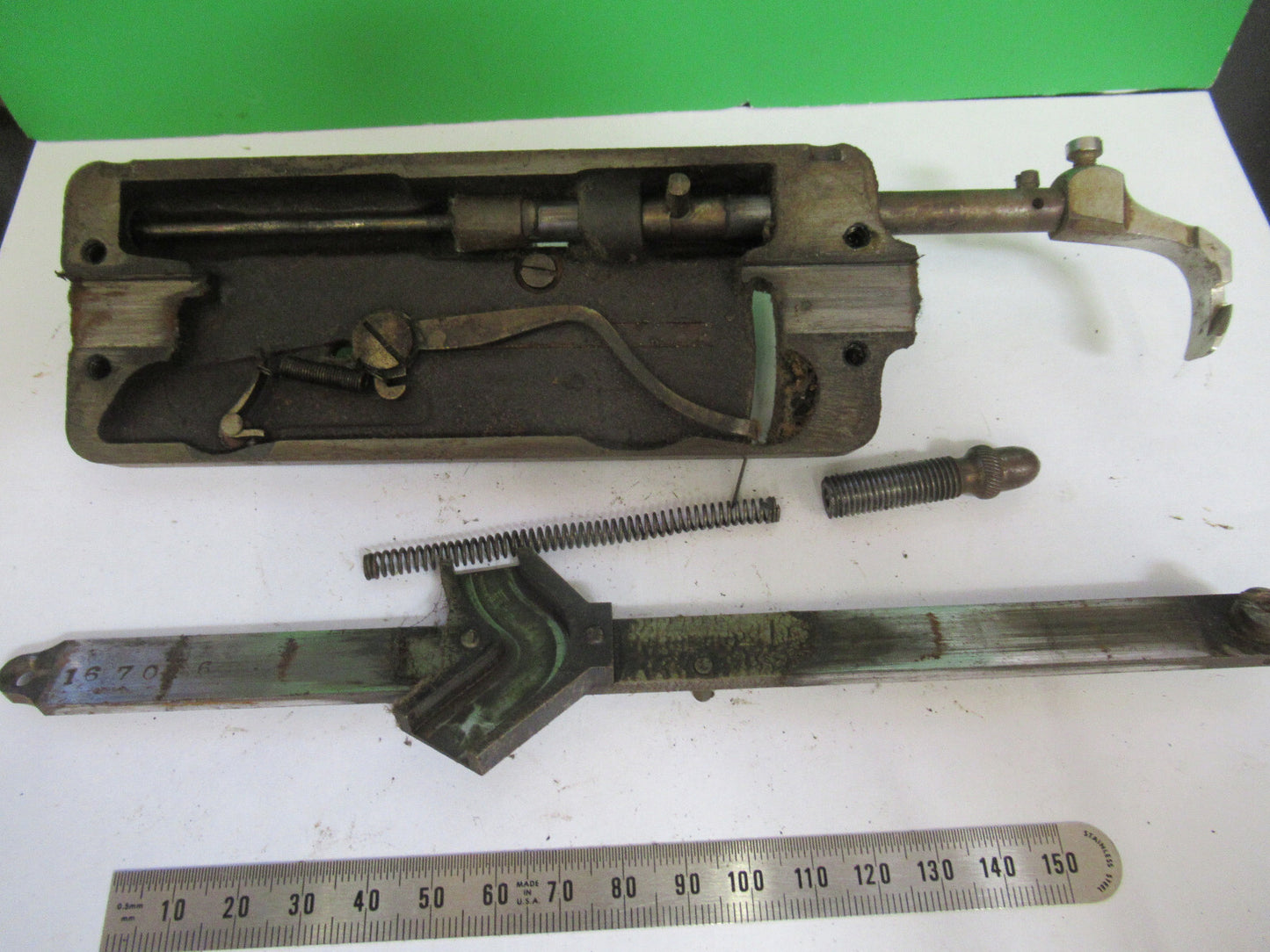 1890's Mechanism Front Sewing Machine Antique
