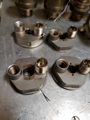 FOR PARTS lot TRANSMITTER 418-17054 AIRCRAFT PRESSURE FUEL AS PICTURED &Q1-FT66
