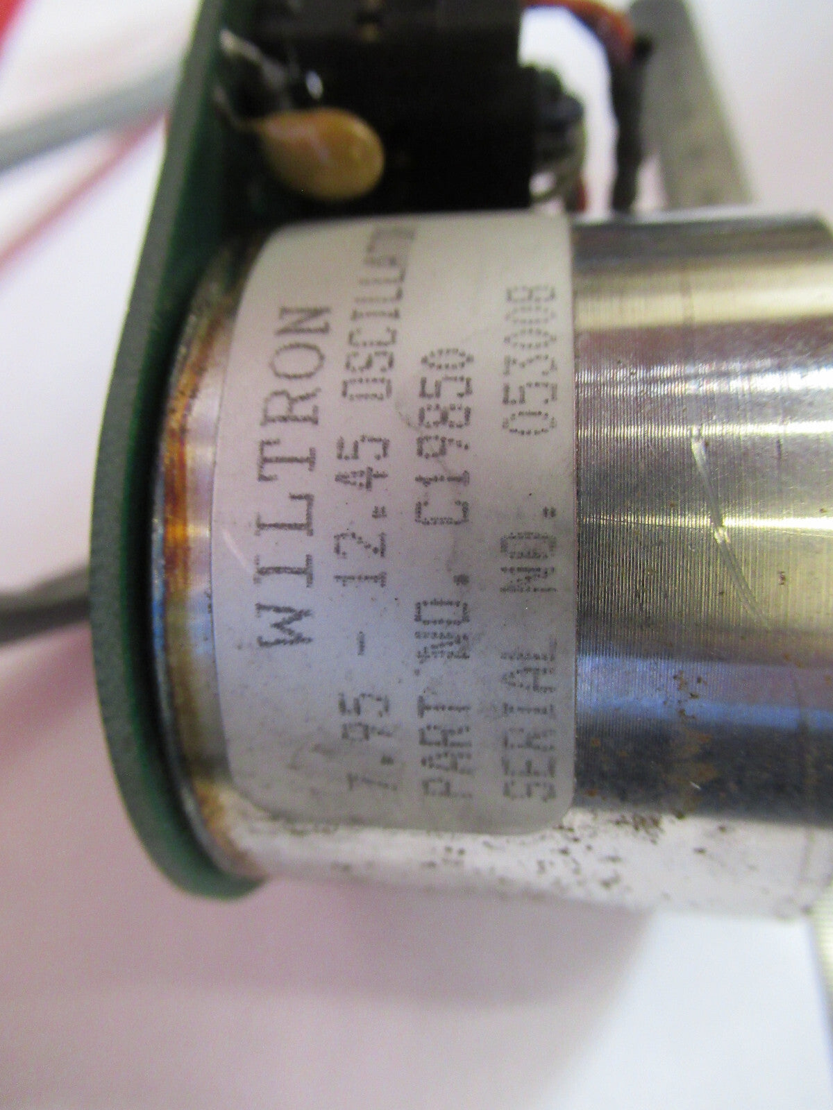 YIG OSCILLATOR MICROWAVE RF FREQUENCY 12 GHz  WILTRON  AS PICTURED  T7-A-37