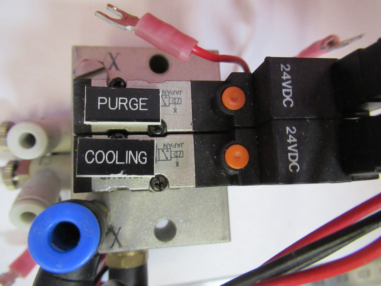 SMC JAPAN PNEUMATICS CONTROL AS REMOVED  AS PICTURED  T7-A-29