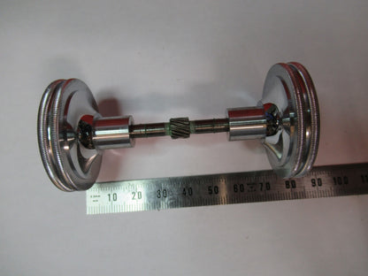 ANTIQUE SPENCER AO SET OF KNOBS STEREO MICROSCOPE PART AS PICTURED T7-A-65