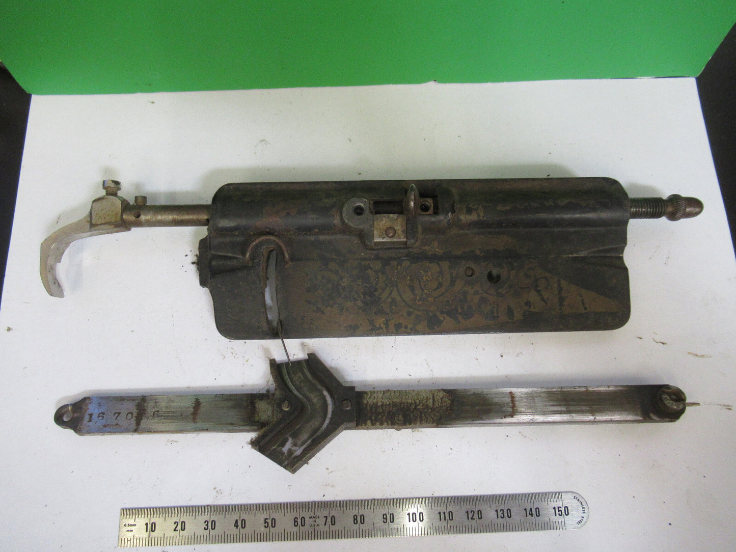 1890's Mechanism Front Sewing Machine Antique
