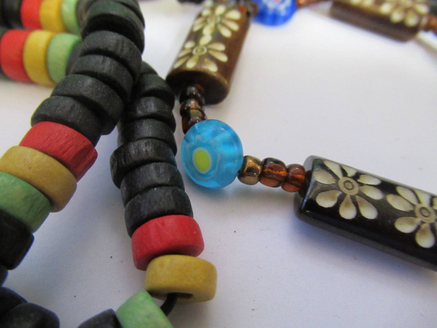 LOT JEWELRY FANTASY HANDMADE WRISTBAND NECKLACE ETC AS PICTURED X4-A-66