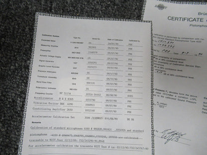 BRUEL KJAER 4220 PISTONPHONE MICROPHONE PRESSURE CALIBRATION AS PICTURED #LOB
