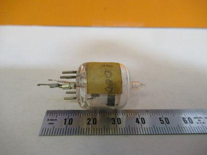 ANTIKER RESONATOR QUARZKRISTALLGLAS PKG FREQUENZ WIE ABGEBILDET &amp;1-DT-6
