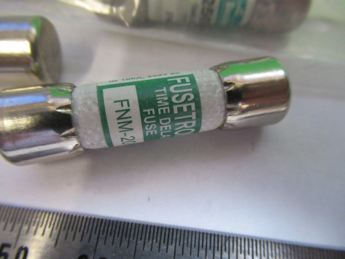 LOT 9 pcs FUSETRON FNM-20 FUSES TIME DELAY 20 AMPS AS PICTURED T6-B-17