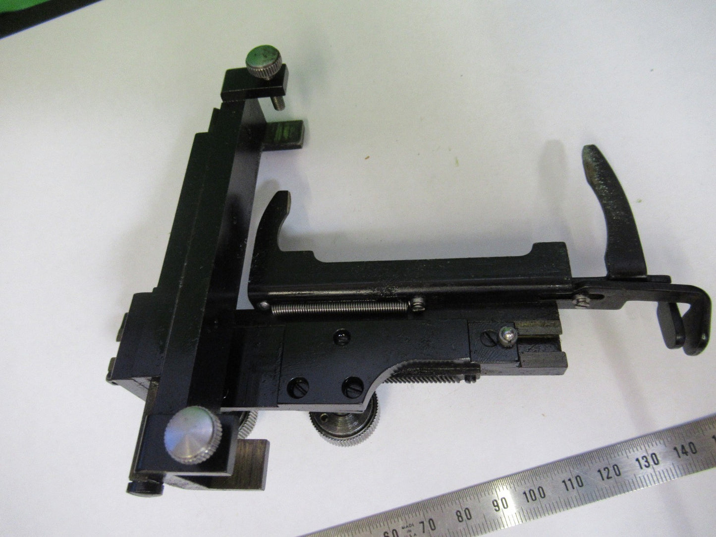 ANTIQUE UNIVERSAL AO SPENCER XY CLIPS MICROSCOPE PART AS PICTURED U9-A-31