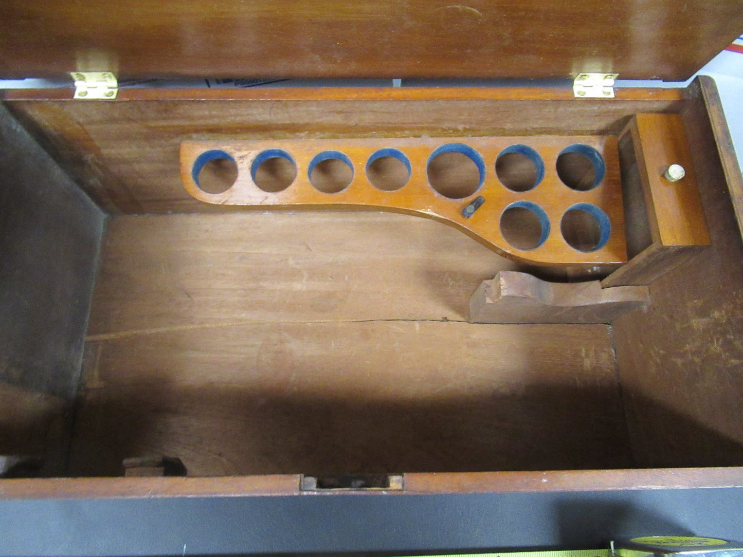 ANTIQUE WOOD CABINET EMPTY OPTICIANS LONDON COLLINS UK MICROSCOPE PART ta-5