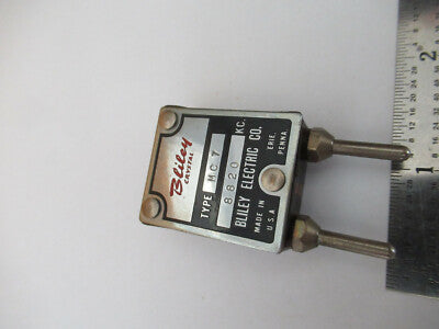 ANTIQUE QUARTZ CRYSTAL BLILEY MC7 FREQUENCY CONTROL RADIO AS PICTURED &F2-A-215