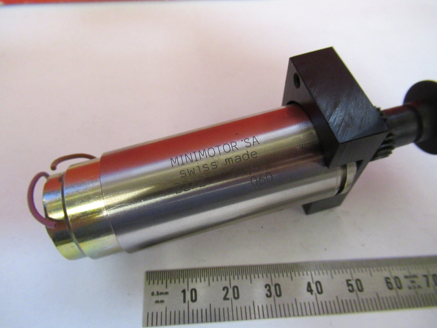 SWISS MINI MOTOR LEITZ MICROSCOPE ROBOTICS MECHATRONICS AS PICTURED S4-B-96