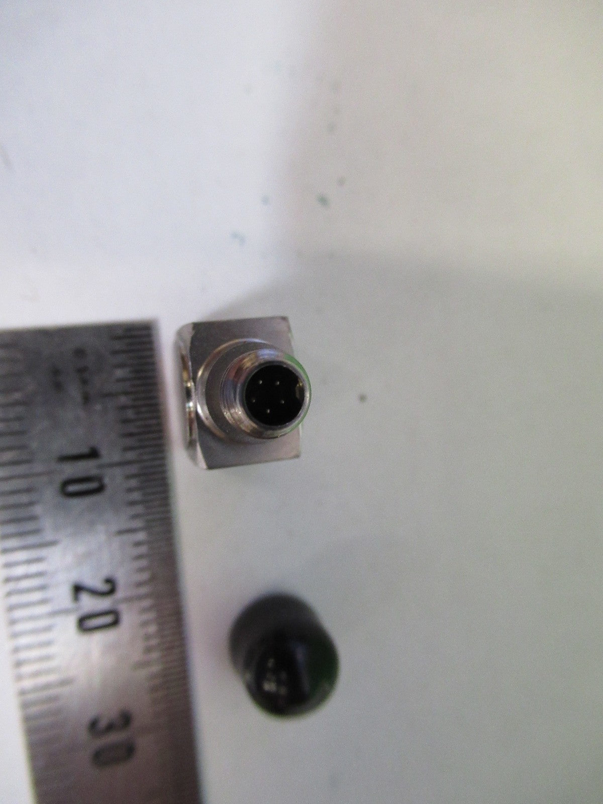 TRIAX DYTRAN 3023M20 10mV/g ACCELEROMETER VIBRATION SENSOR AS PICTURED V3-A-86