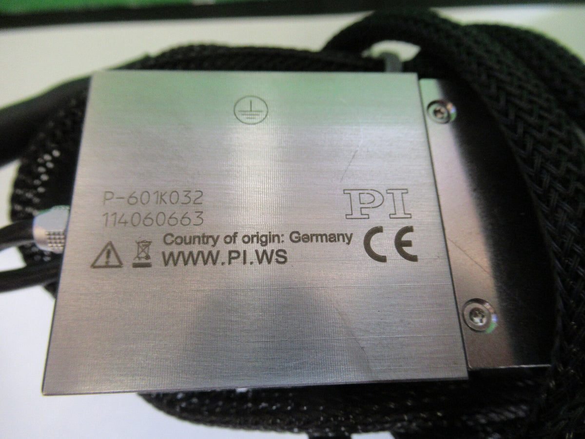 PI PHYSIK INSTRUMENTE P-601K032 OBJECTIVE PIEZO CONFOCAL OPTICS  NEW 80-B-33