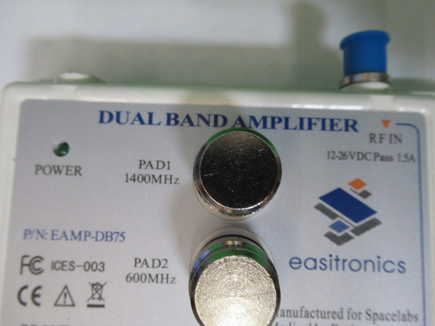 DUAL BAND AMPLIFIER RF 1400 MHz 600 FREQUENCY EASITRONICS  AS PICTURED G7-A-43