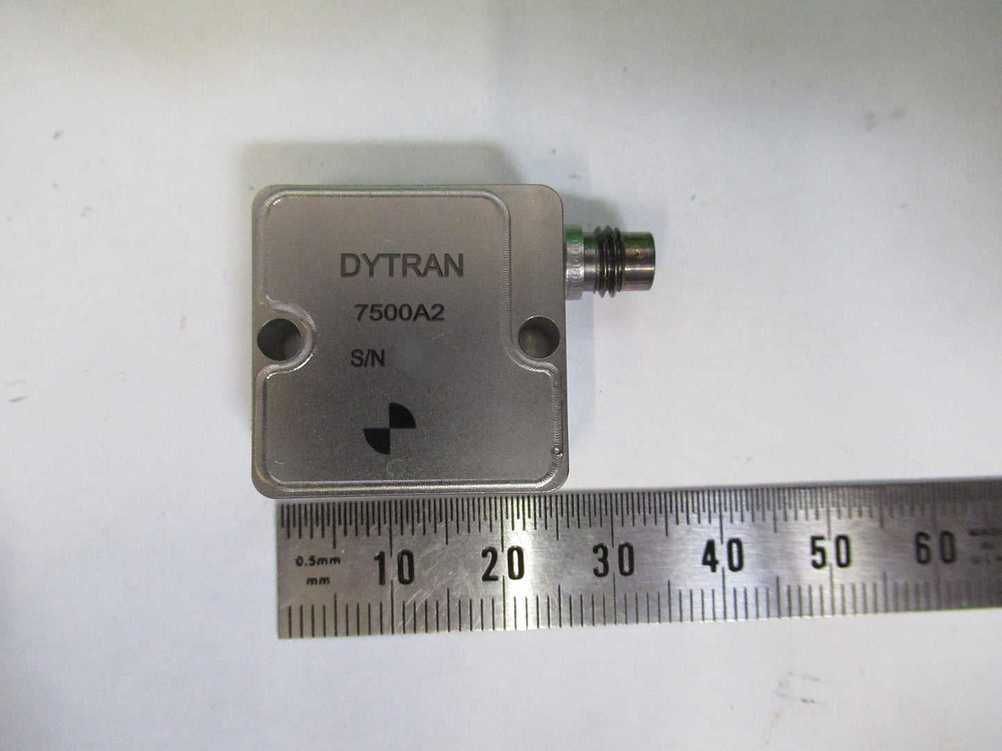 DYTRAN 7500A2 sense 400 mV/g ACCELEROMETER VIBRATION SENSOR AS PICTURED V3-A-72