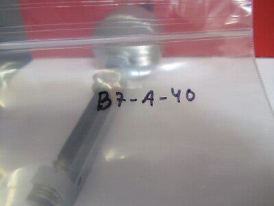 LEITZ WETZLAR GERMANY LINEAR POSITIONING KNOB SCREW ASSEMBL AS PICTURED #B7-A-40