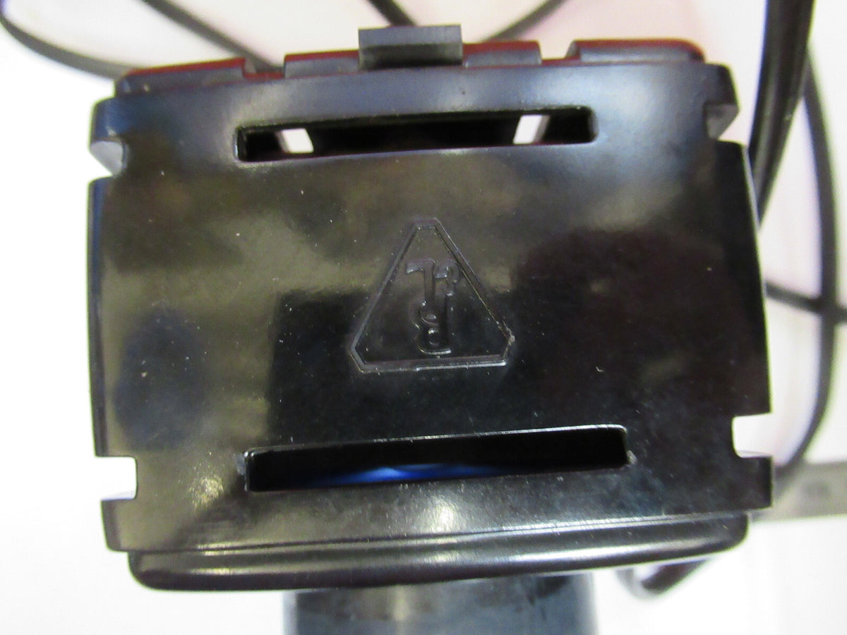 VINTAGE BAUSCH LOMB ILLUMINATOR LAMP WORKS MICROSCOPE PART AS PICTURED F8-A-07