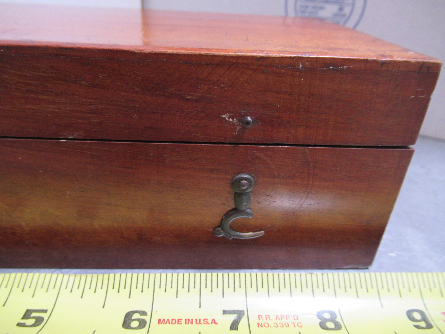 ANTIQUE WOOD CONTAINER EMPTY VERY OLD UK SCOPE  MICROSCOPE PART AS PICTURED TA-5