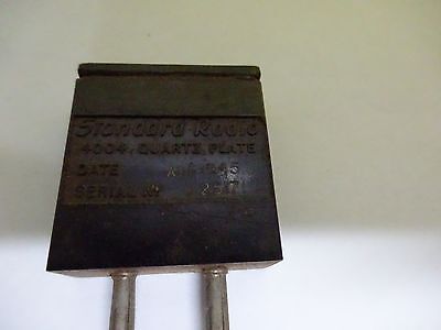 ANTIQUE QUARTZ RADIO CRYSTAL STANDARD ENGLAND WWII FREQUENCY CONTROL #W7-42