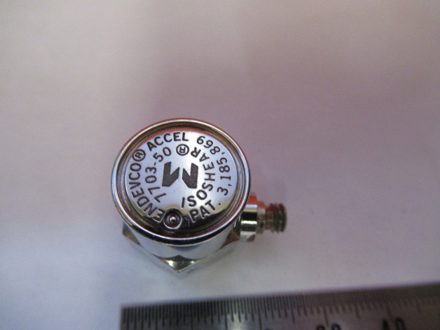 PCB PIEZOTRONICS ENDEVCO 7703A-50 ACCELEROMETER VIBRATION AS PICTURED X3-B-36