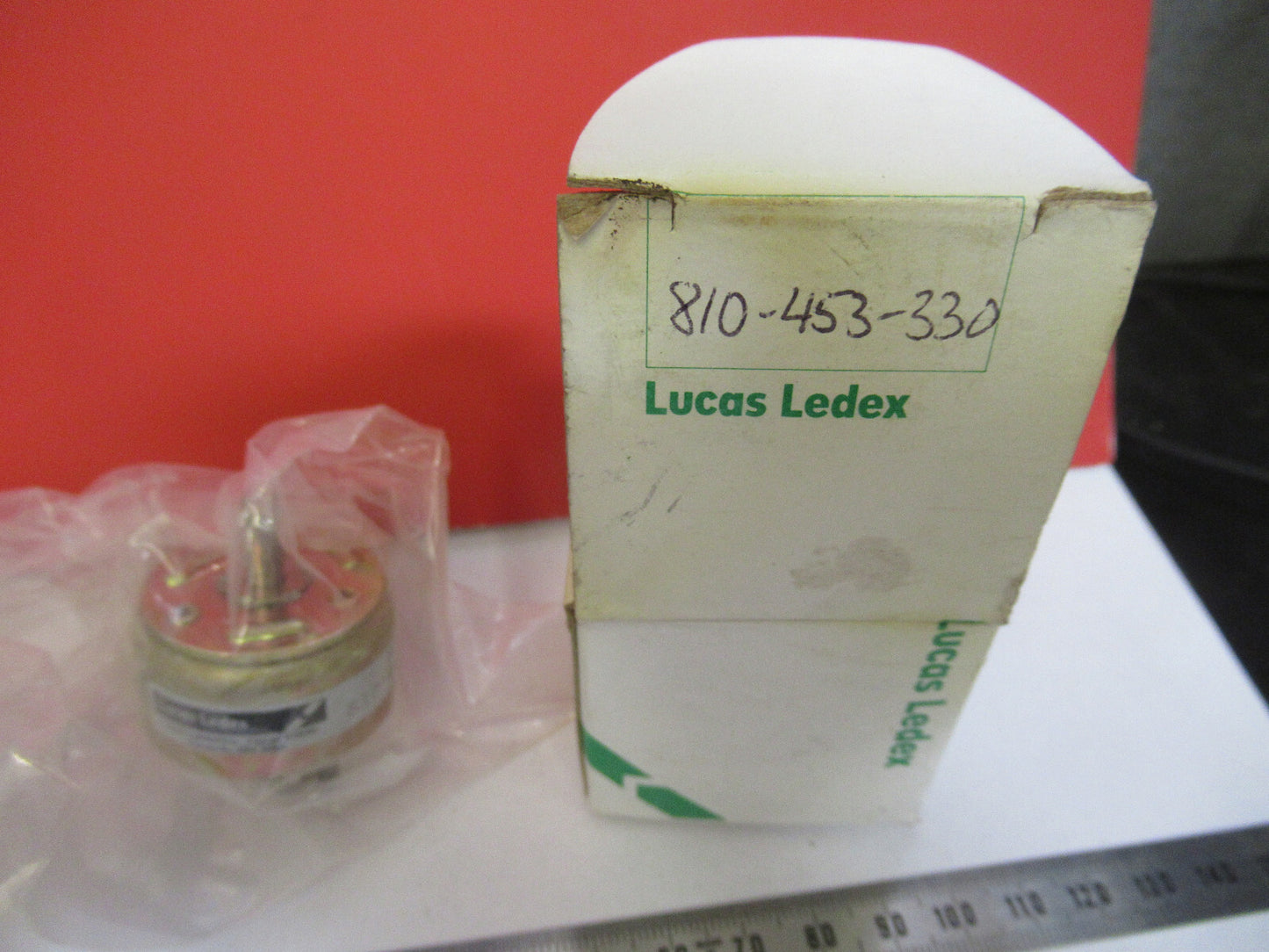 LUCAS LEDEX ACTUATOR SHUTTER POSITIONING ETC 810-453-330  AS PICTURED &G4-A-32