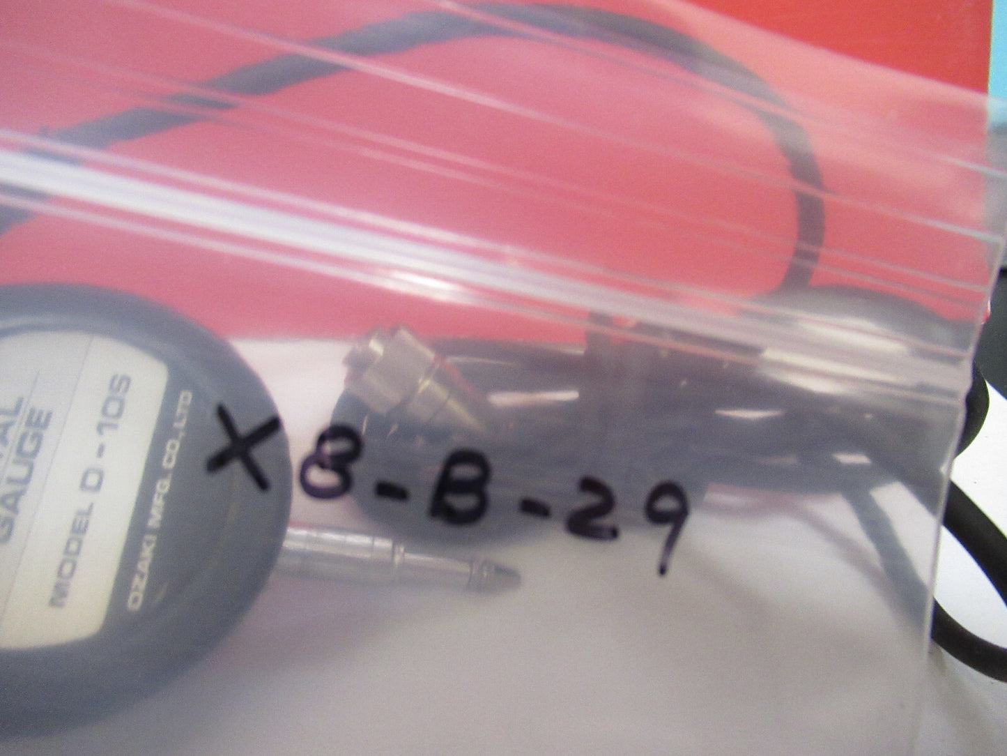 PEACOCK DIGITAL GAUGE MODEL D-10S AS PICTURED X8-B-29