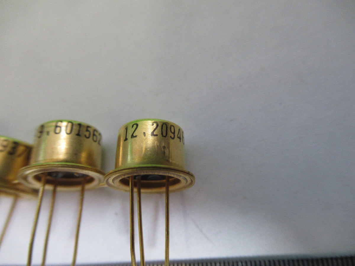 KVG SPACE SWEPT MHz RESONATOR QUARTZ FREQUENCY CONTROL AS PICTURED T5-A-108