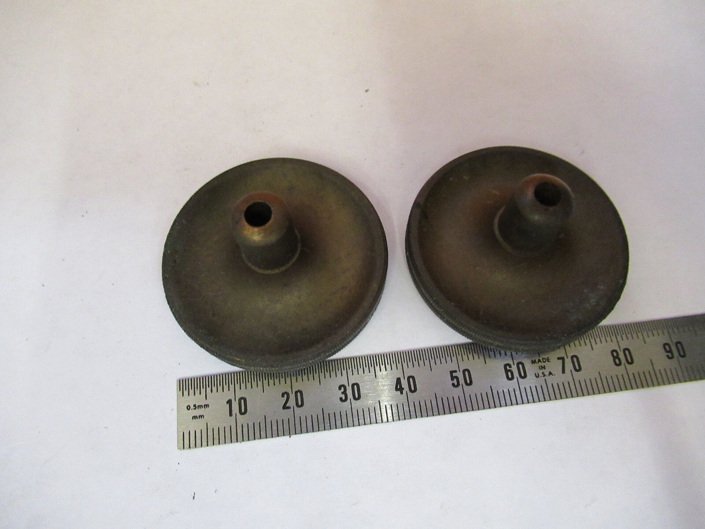 ANTIQUE REICHERT AUSTRIA SET OF BRASS KNOBS MICROSCOPE PART AS PICTURED Y4-A-113
