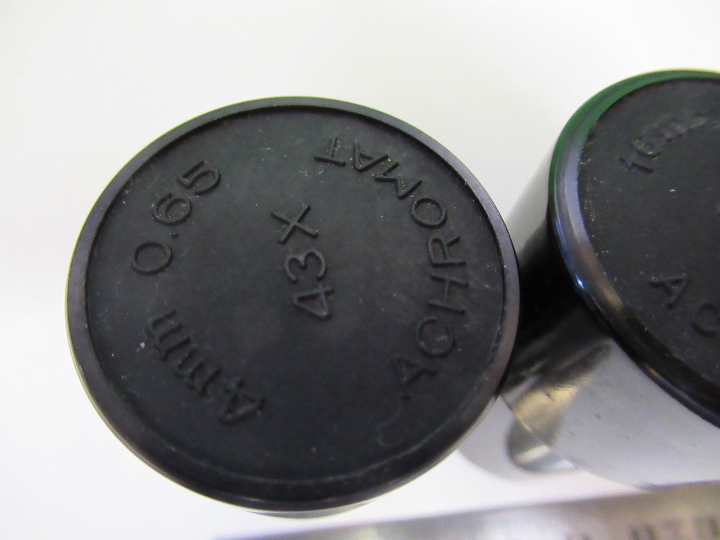 ANTIQUE BAUSCH LOMB LOT PLASTIC EMPTY OBJECTIVE CANS MICROSCOPE PART U9-A-07