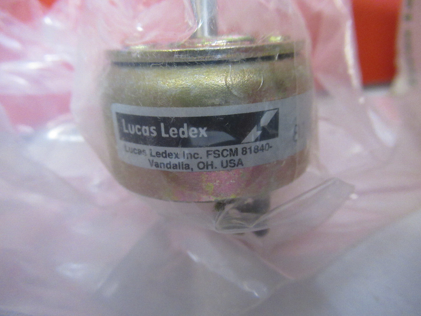 LUCAS LEDEX ACTUATOR SHUTTER POSITIONING ETC 810-453-330  AS PICTURED &G4-A-32