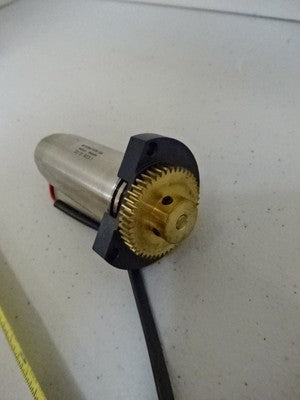 MIKROSKOPTEIL LEITZ WETZLAR MINIMOTOR SWISS 22/2 NOSEPIECE AS IS #V3-C-04