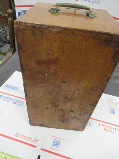 ANTIQUE WOOD CABINET EMPTY CARL ZEISS  1900's with key  MICROSCOPE PART TA-5-b