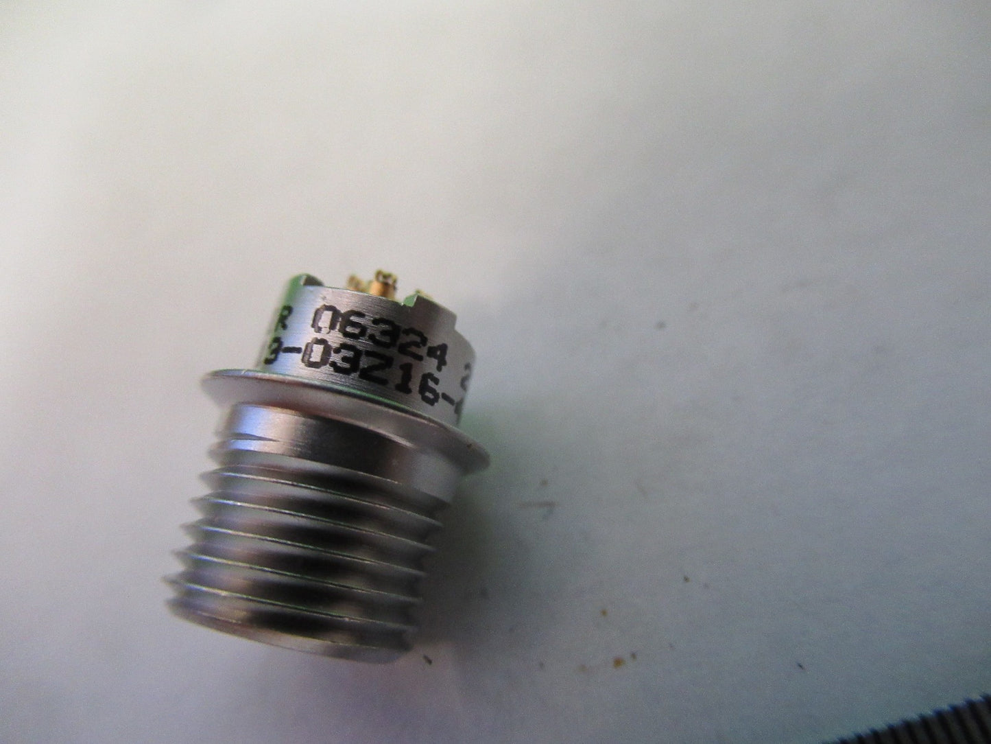 USED as removed GLENAIR CONNECTOR 800-013-03216-4PN AS PICTURED U8-A-115