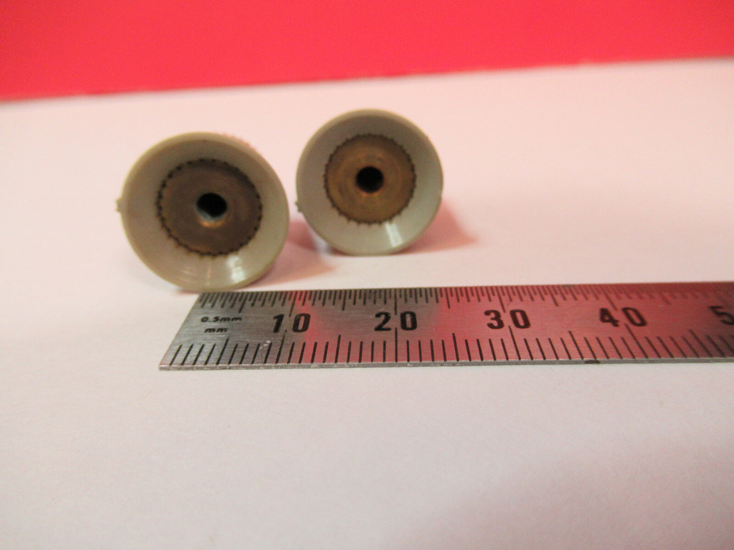 HP HEWLETT PACKARD SET OF PLASTIC KNOBS INSTRUMENT AS PICTURED Y6-B-09