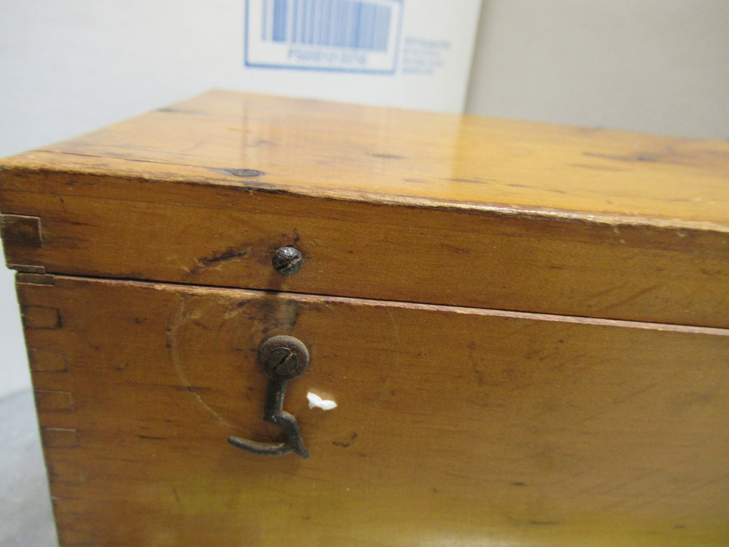 ANTIQUE WOOD CONTAINER EMPTY OLD GERMAN SCOPE  MICROSCOPE PART AS PICTURED TA-5